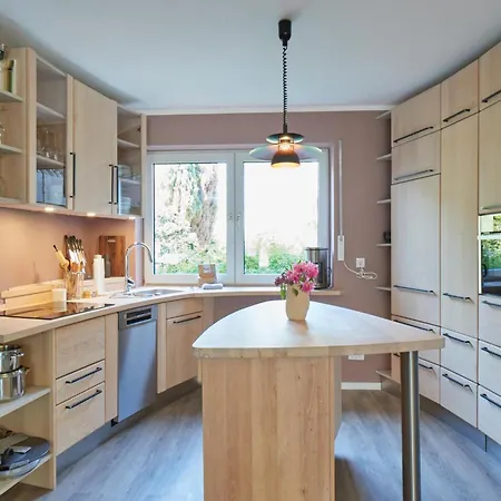 With A Fireplace Just 10 Minutes From The Sankt Peter-Ording
