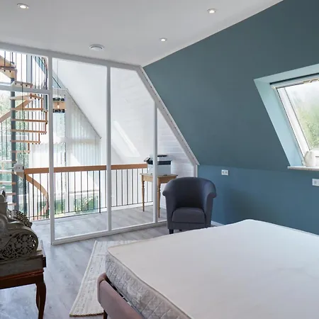 With A Fireplace Just 10 Minutes From The Sankt Peter-Ording